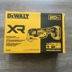 DEWALT 20V MAX XR Cordless Brushless 3-Speed Oscillating Multi Tool with (1) 20V 2. Ah Battery and Charger