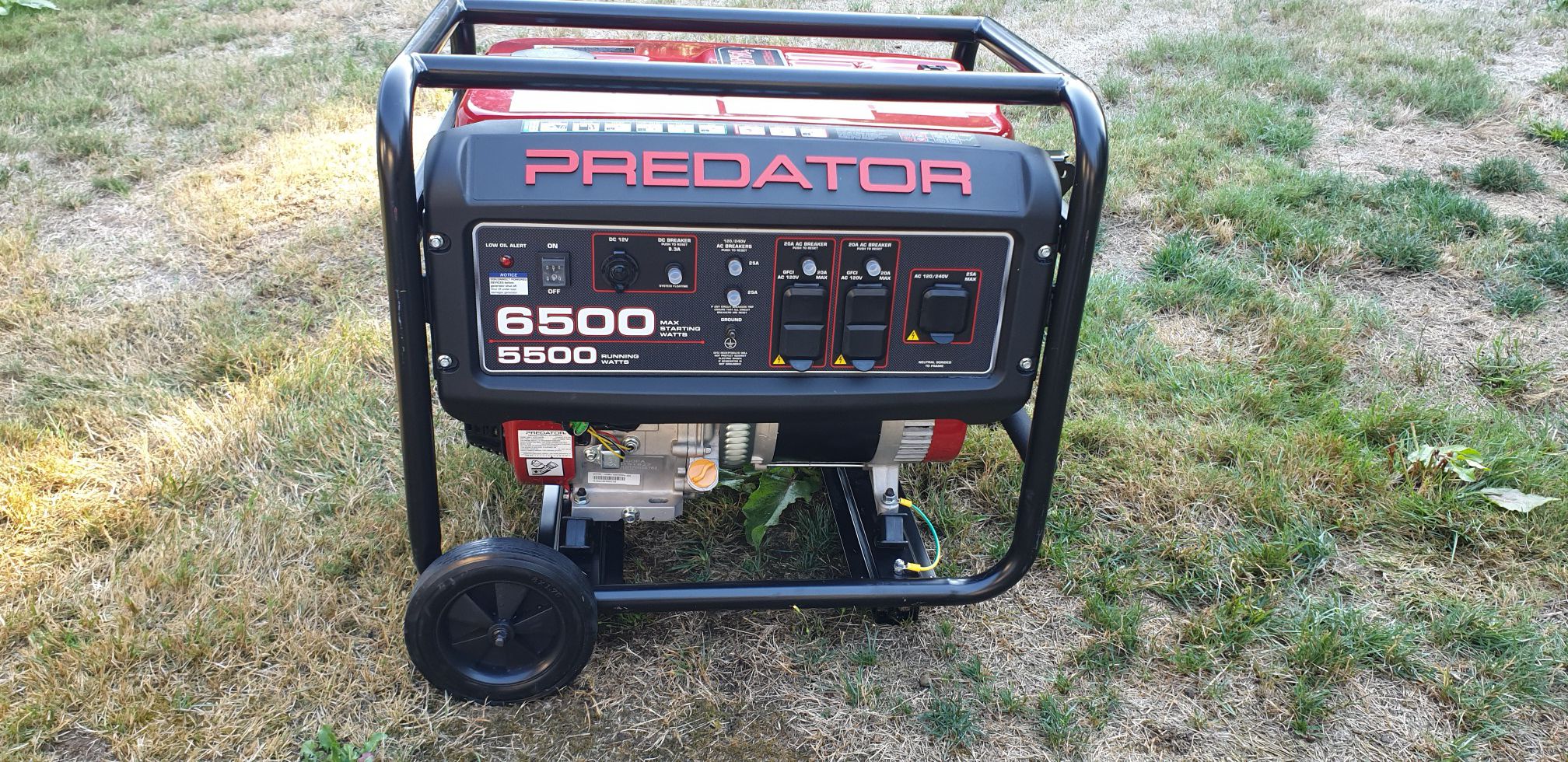 Generator - Like New - Predator 6500 watts