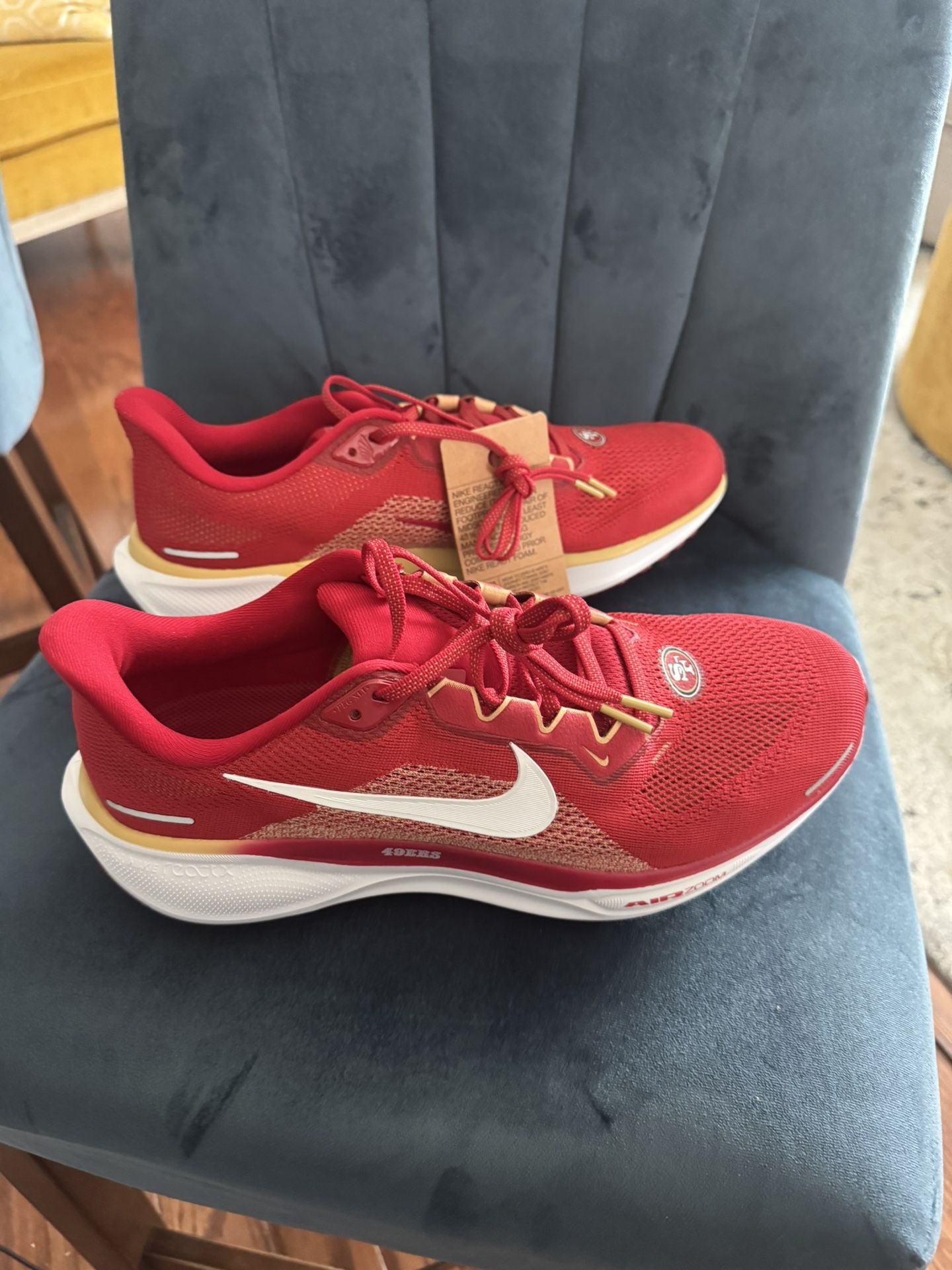 Nike Air Zoom Pegasus 37 San Francisco 49ers, Size 11.5 (Red/Gold)