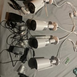 4 Defeway Home Security Cameras 