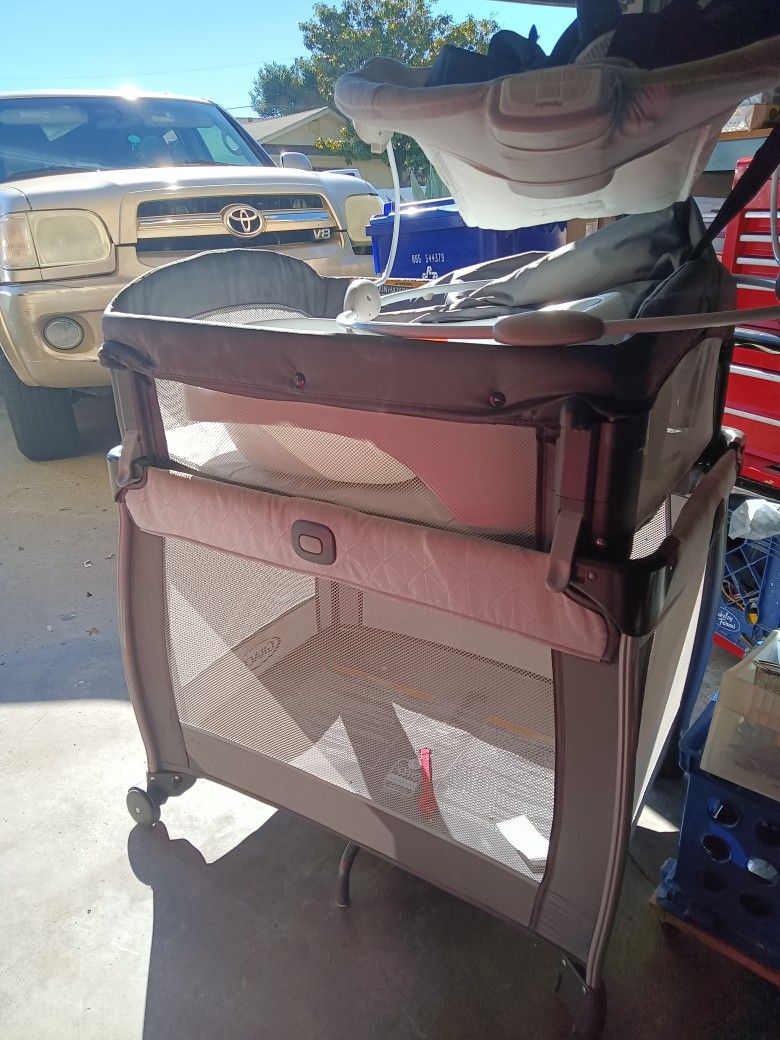 Baby Bassinet/Playpen Combo & More Free