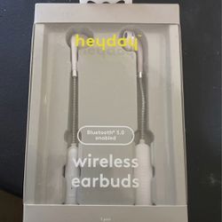 Wireless Bluetooth earbuds