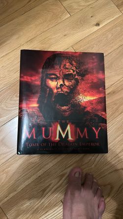 THE MUMMY TOMB OF THE DRAGON EMPEROR BOOK