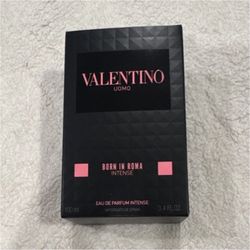 Valentino Born in Roma Intense Eau de Parfum Spray 3.4 fl oz