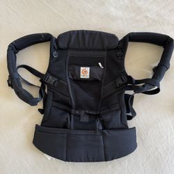 Ergobaby Omni Black