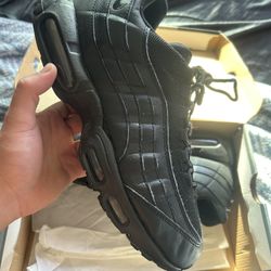 All Black Air Max 95