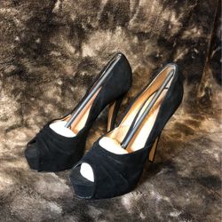 Black Suede Heels 6.5W