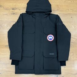 Canada Goose Expedition Parka - Size Large