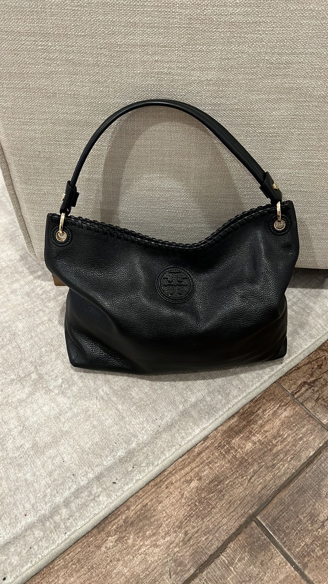 100% Authentic Tory Burch shoulder bag