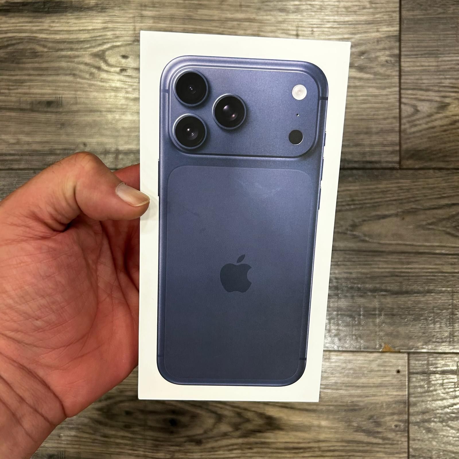 Apple iPhone 17 Pro Max 1TB Deep Blue Factory Unlocked New Sealed