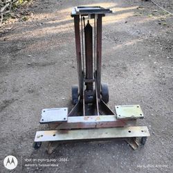 Watervliet Tool Company Hydraulic Hoist 