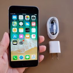 iPhone 6s - UNLOCKED - Like New  