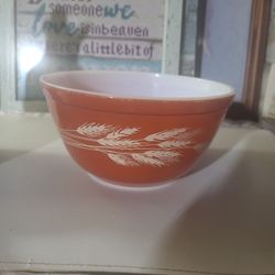 Pyrex 402 Autumn Harvest Vintage