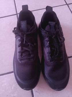 Puma Black Tennis Shoes