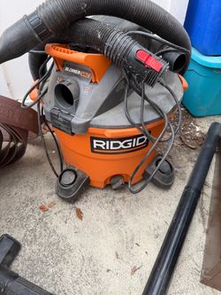RIDGID 12 Gallon Blower Wet/Dry Vac