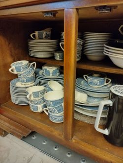 Currier and Ives Dishes