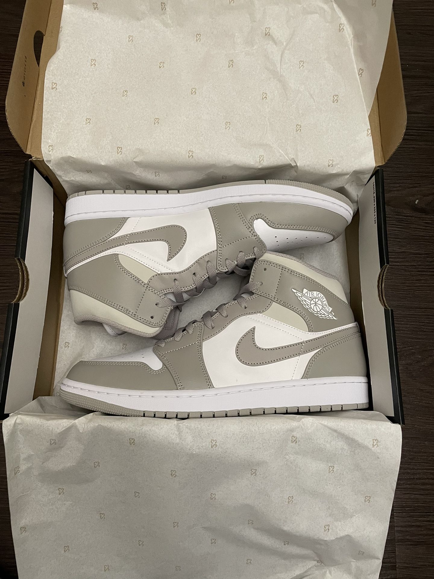 linen mid jordan 1