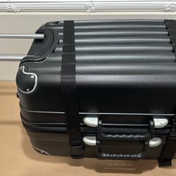 VinGardeValise® Grande Wine Suitcase – 12-Bottle