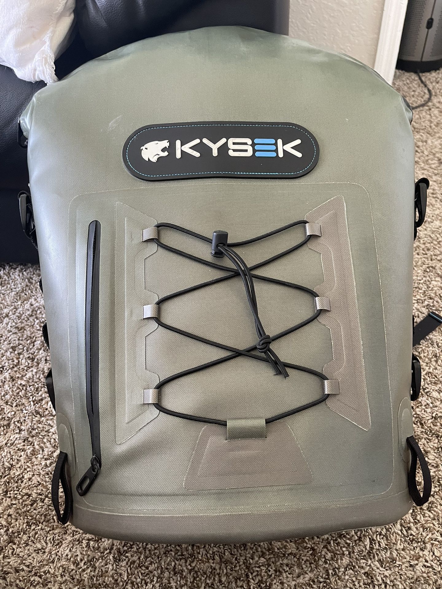 Kysek Cooler Backpack - Yeti Competitor