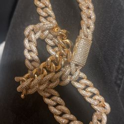 Fake Chain