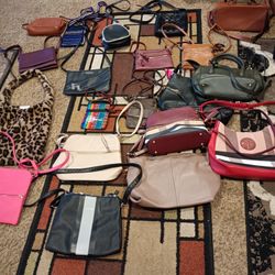 Big Purse Sale Going On 5.00 Each Need Gone Starts Today Stop By