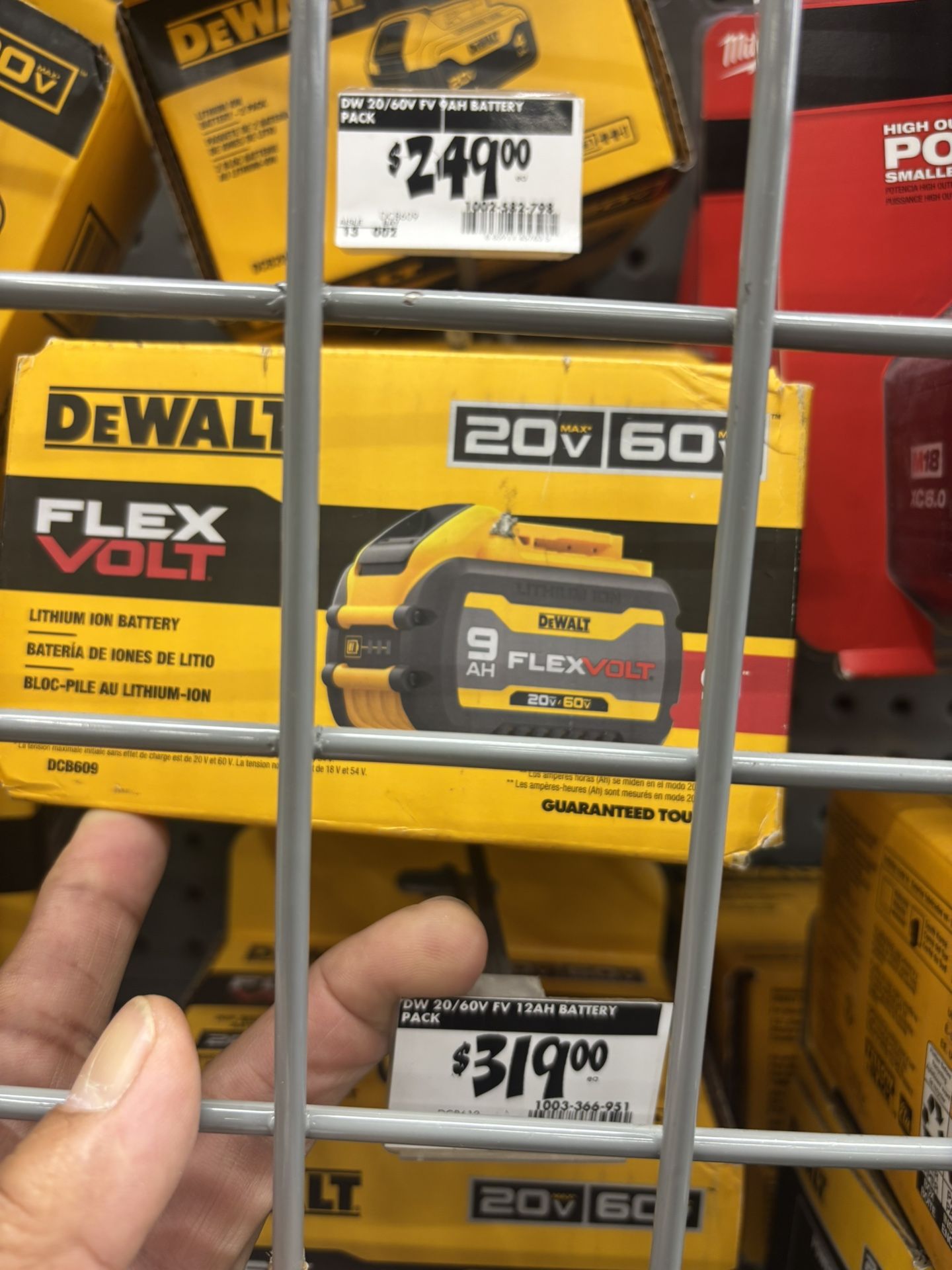 DeWall Battery