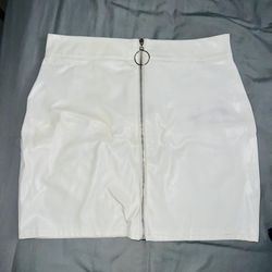 White Pleather Skirt $5 size M
