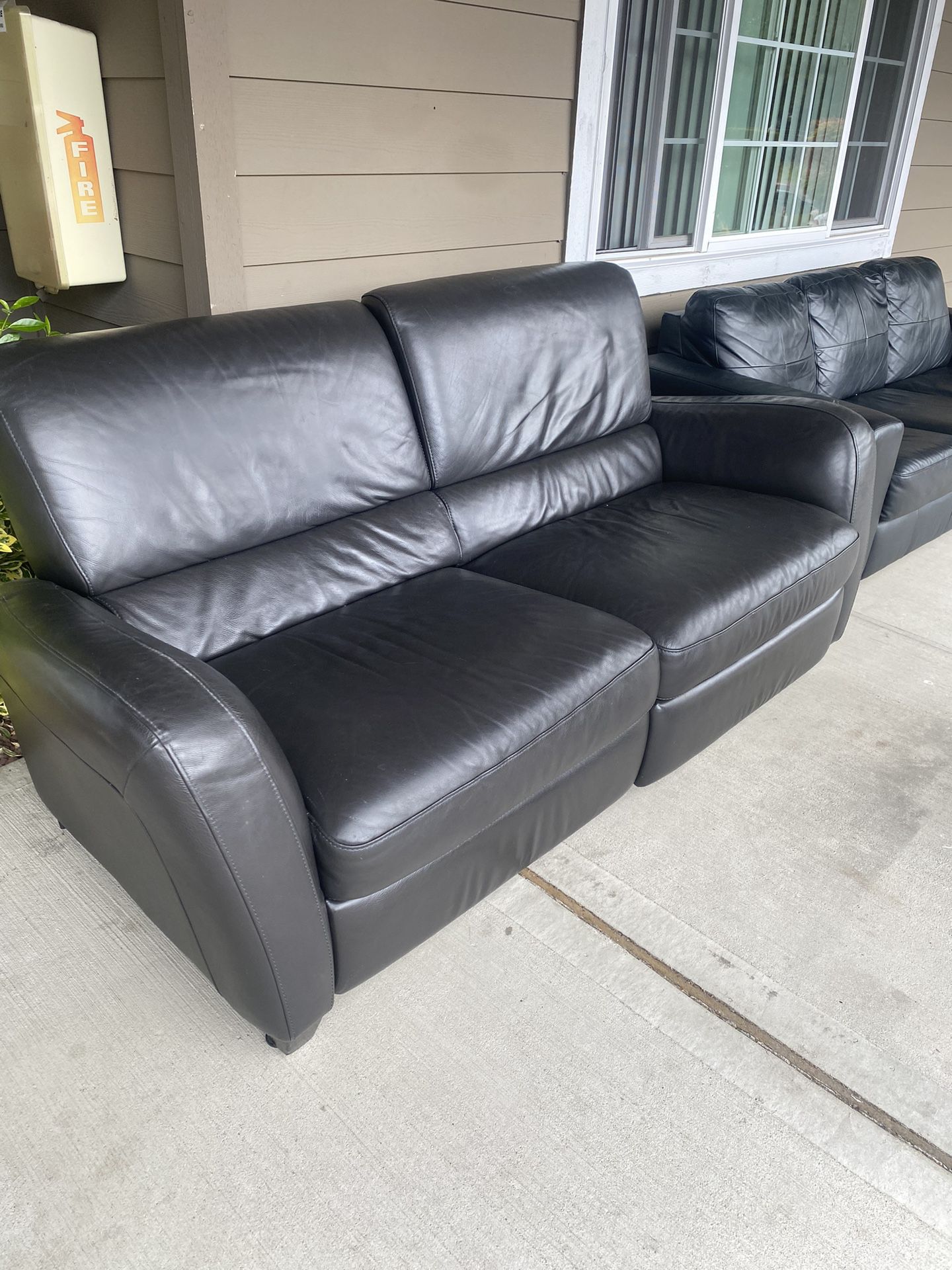 Real Leather Loveseat/recliner 