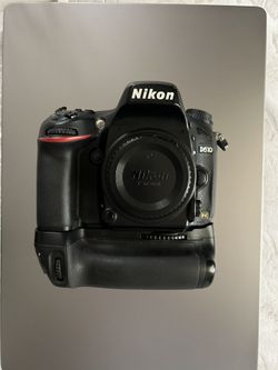 NIKON D610 w/ Nikon Battery Grip