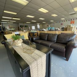 🏠 Living Room Set for Sale – Excellent Condition!