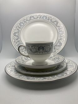 Wedgwood Bone China DOLPHINS Pattern 8 Five Piece Place Settings - DISCONTINUED