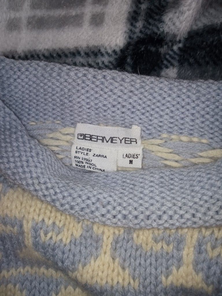 Obermeyer M Womens Sweater $$$