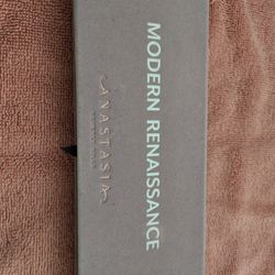 Modern Renaissance Eyeshadow Palette