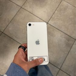 iPHONE SE UNLOCKED