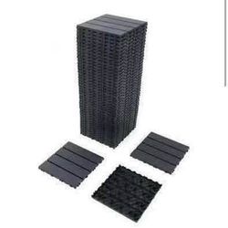New in box Interlocking 12 x 12 in. 44 Plastic Flooring Tiles Indoor and Outdoor Patio Garden Deck