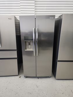 New Frigidaire Gallery Side By Side Fridge