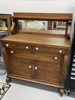Vintage Solid Wood Buffet – Detachable Mirror – Farmhouse Sideboard