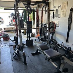 Smith Machine And Weights 
