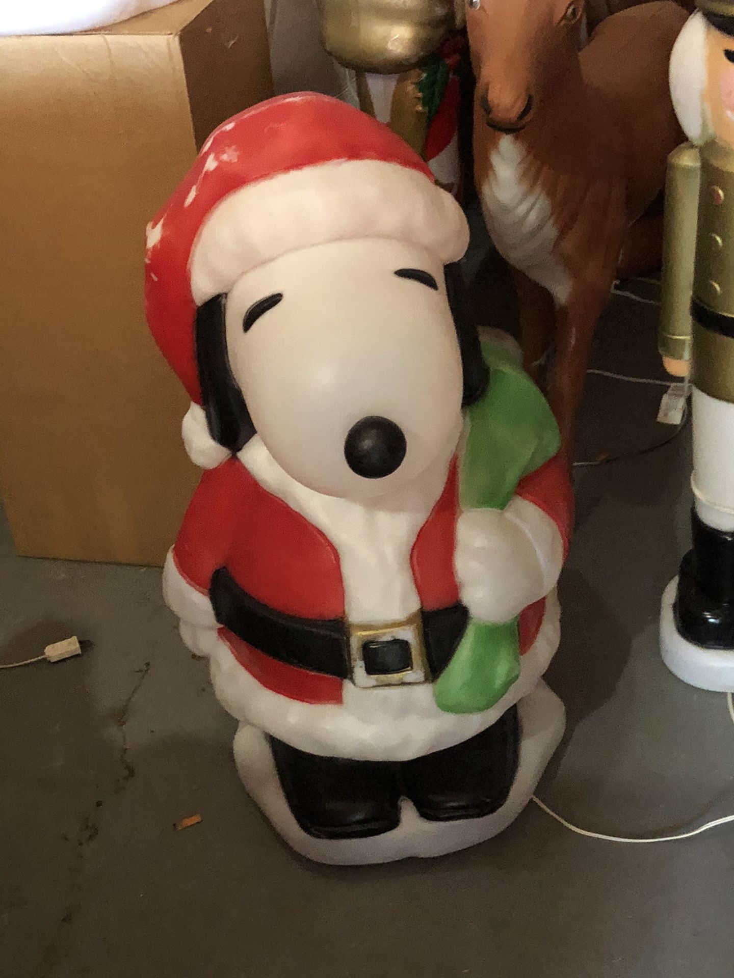 Santa’s Best 36” Snoopy Blow Mold