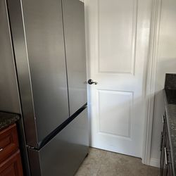 Samsung - 27 cu. ft. 3-Door French Door Counter Depth Smart Refrigerator with Dual Auto Ice Maker - Stainless Steel