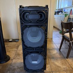 Giant Speaker