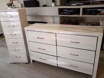 White 6 drawer dresser set