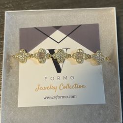 18K Gold Plated Gracie Clover Tennis Bracelet.