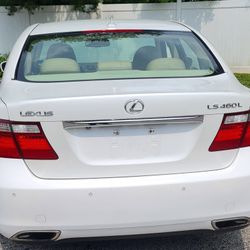 LEXUS LS460 