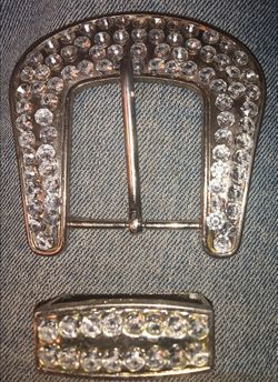 Cowgirl belt buckle set.