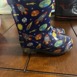 Spaceship Rain Boots Size 5-6