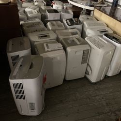 Dehumidifiers  Dehumidifiers From 25 To 70 Pint  Available 