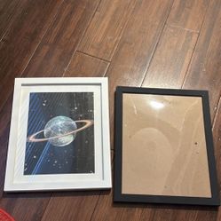 Art + empty Frame