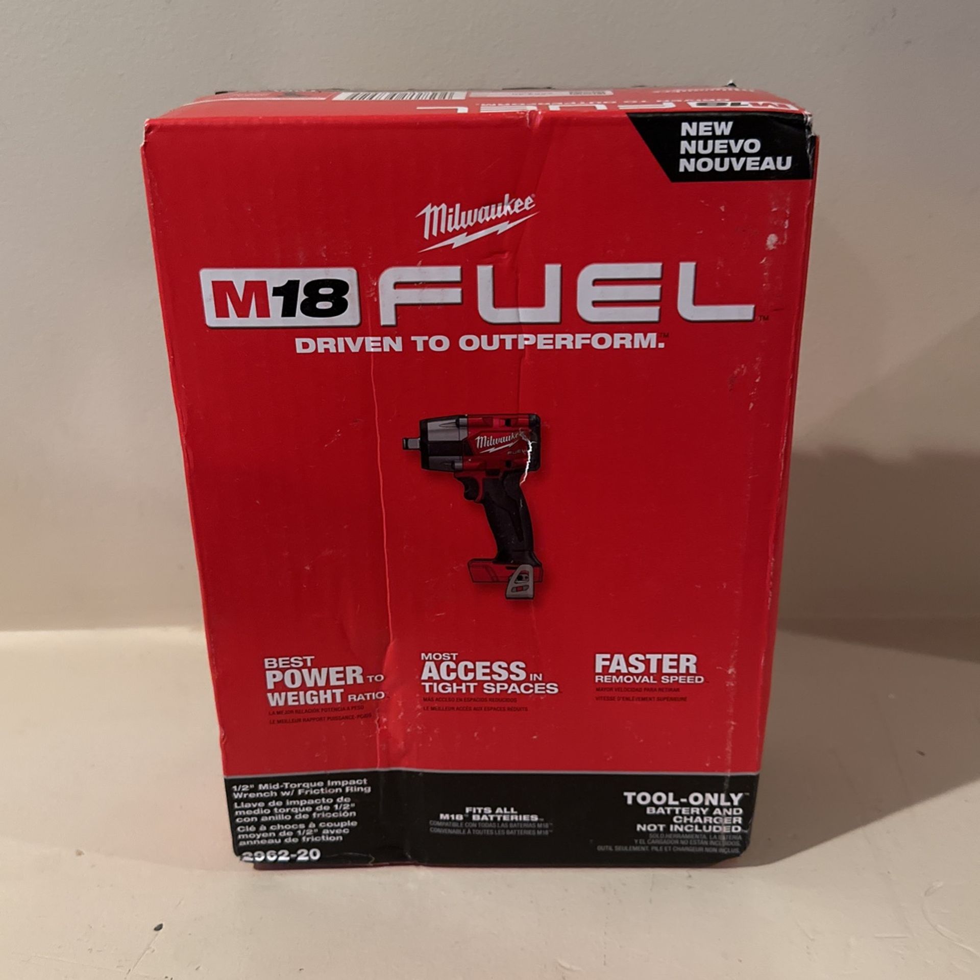 Milwaukee 2962-20. 1/2" Mid-Torque impact Wrench w/ Friction Ring