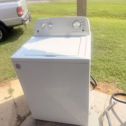 Kenmoore Washer And Dryer Set $300